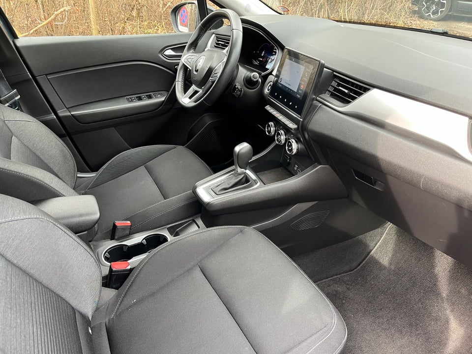 Renault Captur 1,6 E-Tech Zen 5d