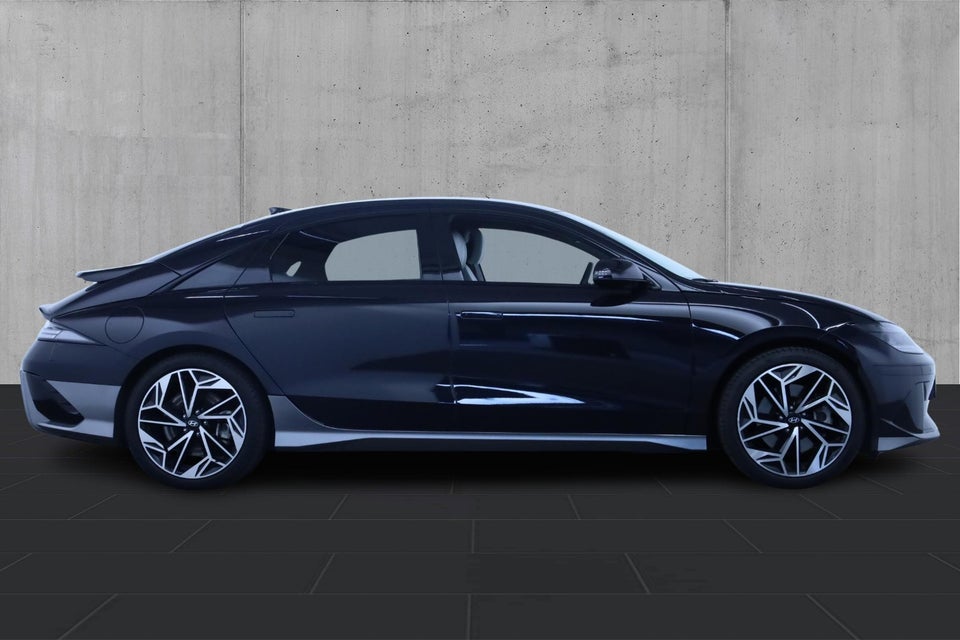 Hyundai Ioniq 6 77 Creative 4d