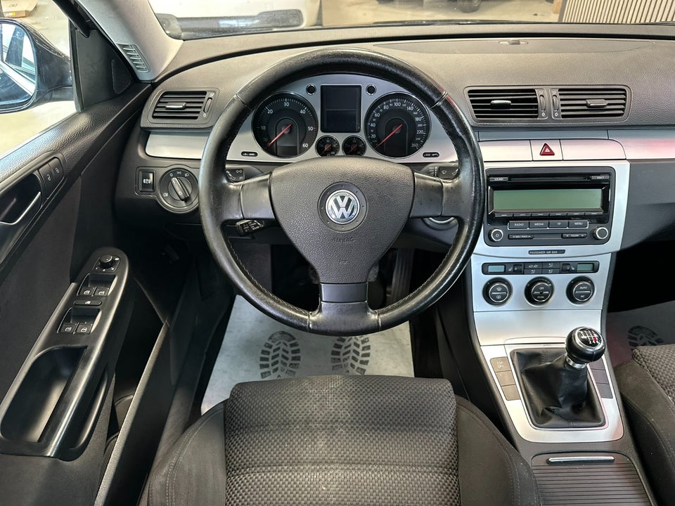 VW Passat 2,0 TDi 140 Trendline 4d