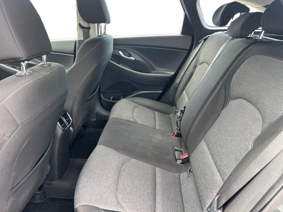 Hyundai i30 1,0 T-GDi Essential stc. 5d