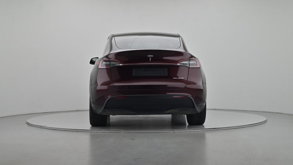 Tesla Model Y Long Range AWD 5d