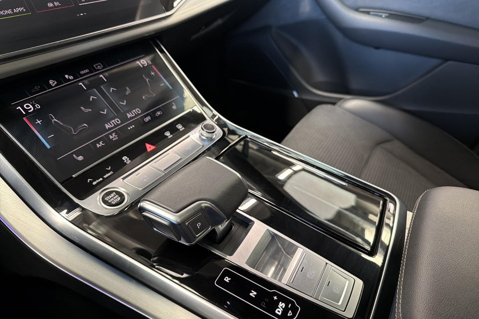 Audi Q7 55 TFSi S-line quattro Tiptr. 5d