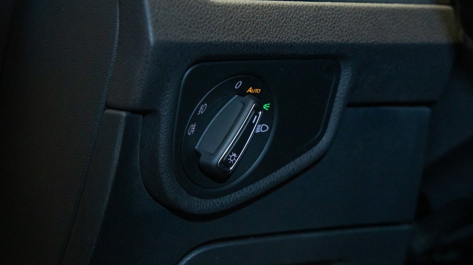 VW Touran 2,0 TDi 150 Comfortline DSG Van 5d