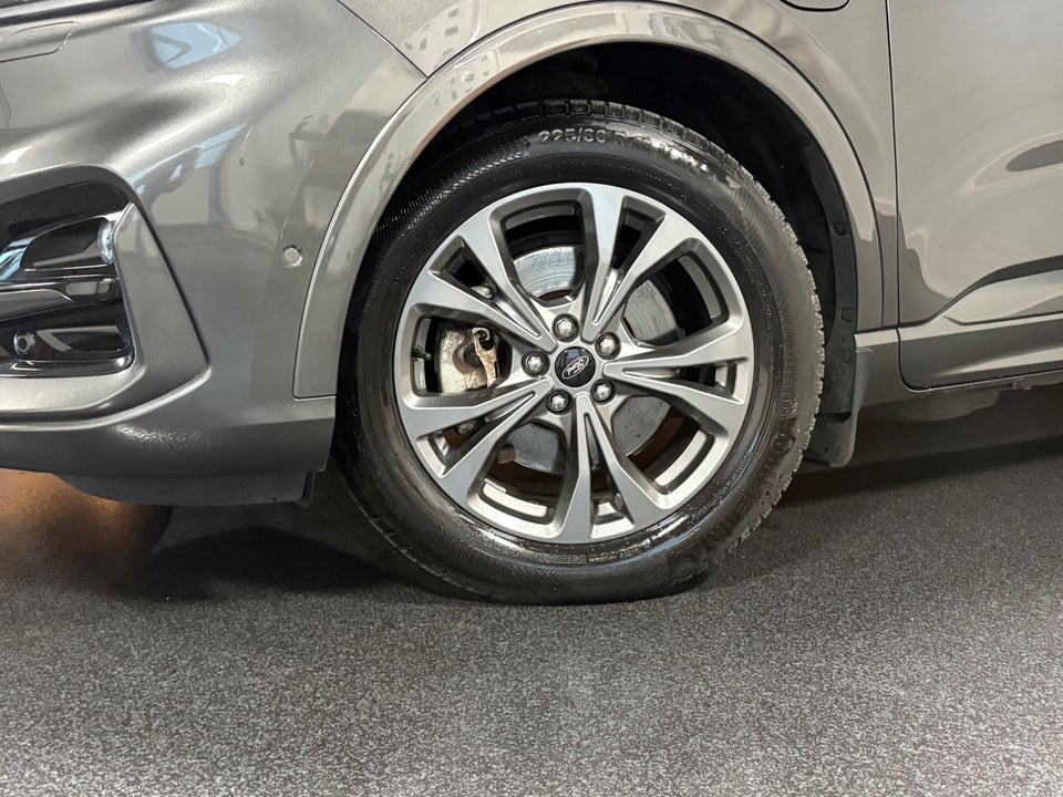 Ford Kuga 2,5 PHEV ST-Line X CVT 5d