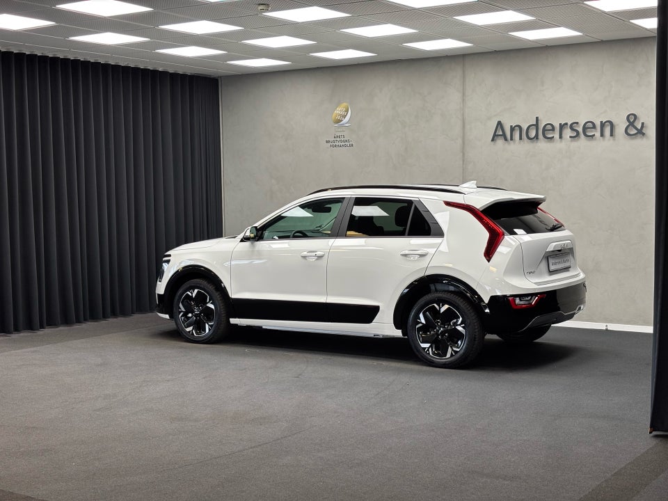 Kia Niro 64 EV Prestige 5d