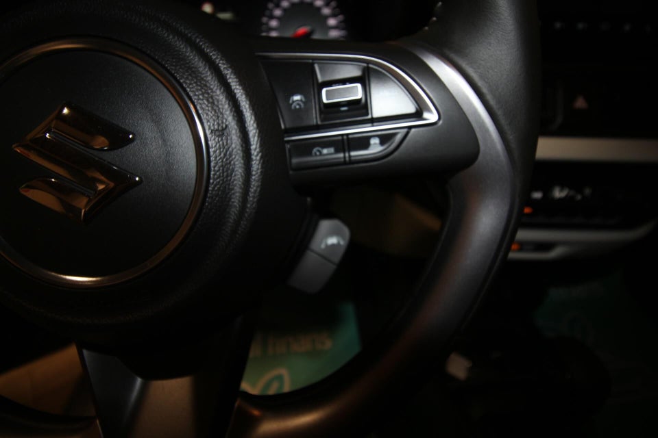 Suzuki Swift 1,2 Advance CVT 5d