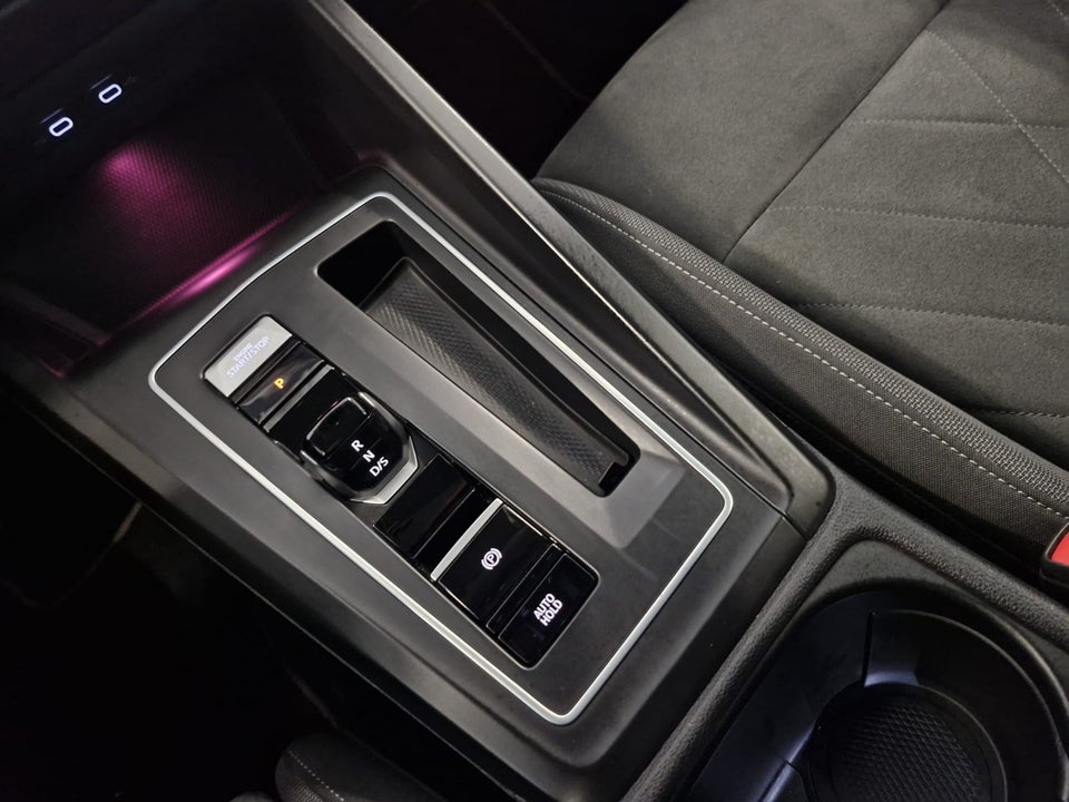 VW Golf VIII 1,5 eTSi 150 Style DSG 5d