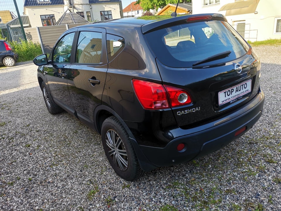Nissan Qashqai 2,0 Tekna 5d