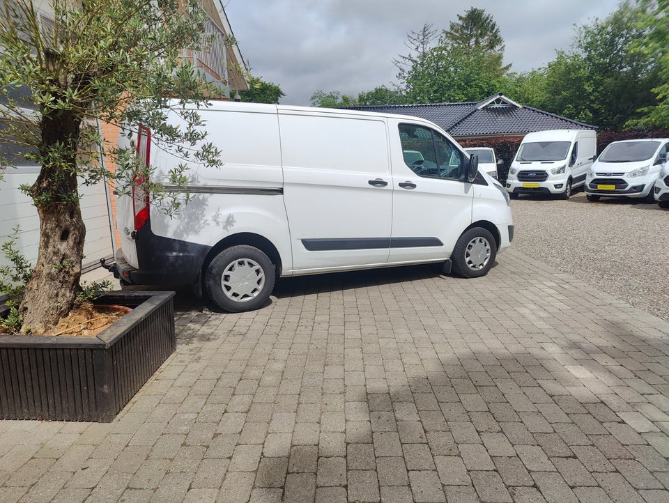 Ford Transit Custom 270S 2,2 TDCi 125 Trend Van 5d