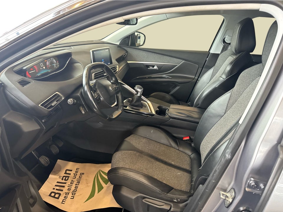 Peugeot 5008 1,6 BlueHDi 120 Allure 7prs 5d