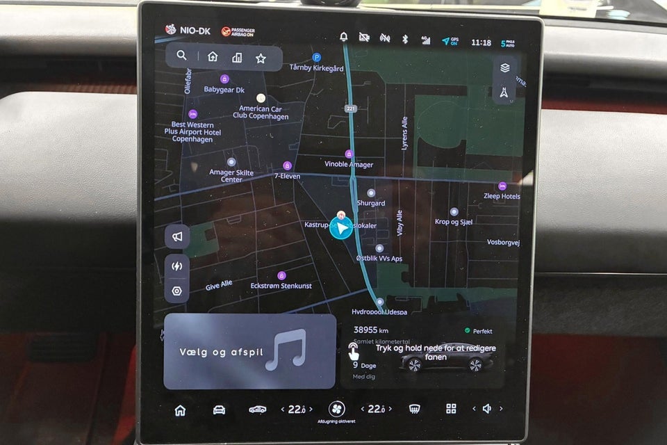 NIO ET5 75 Standard Range 4d