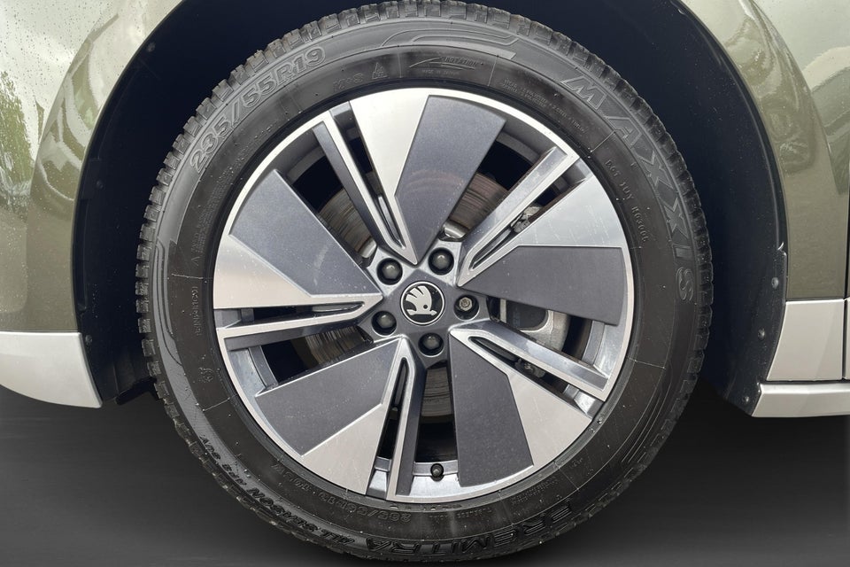 Skoda Enyaq 85 iV Loft 5d