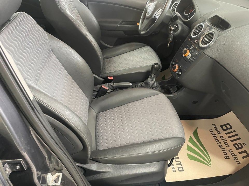 Opel Corsa 1,4 16V Cosmo 5d