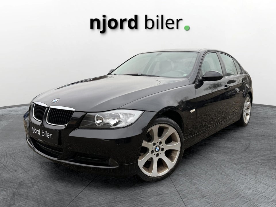 BMW 320i 2,0  4d