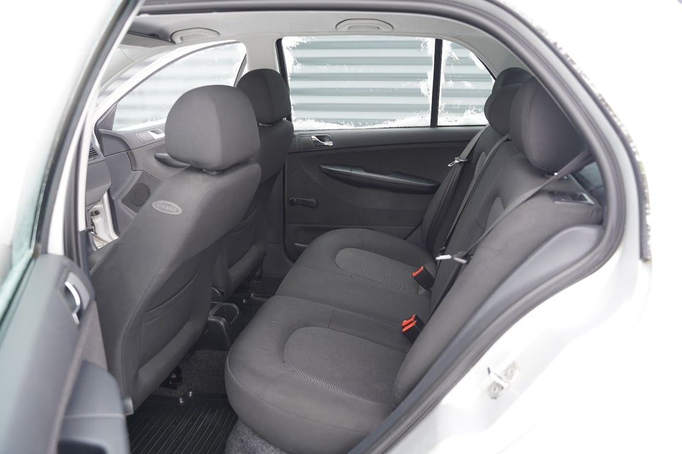 Skoda Fabia 1,4 16V 75 Elegance 5d