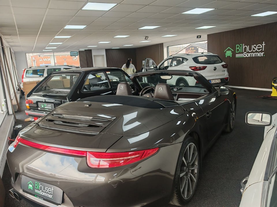 Porsche 911 Carrera 3,4 Cabriolet 2d