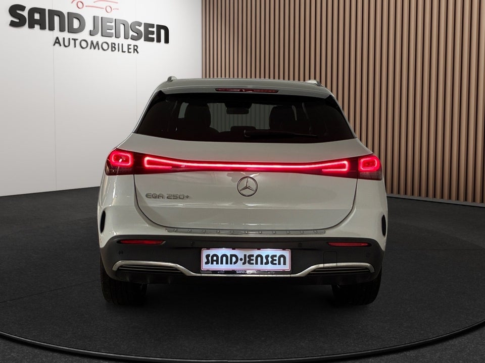 Mercedes EQA250+ AMG Line Premium 5d