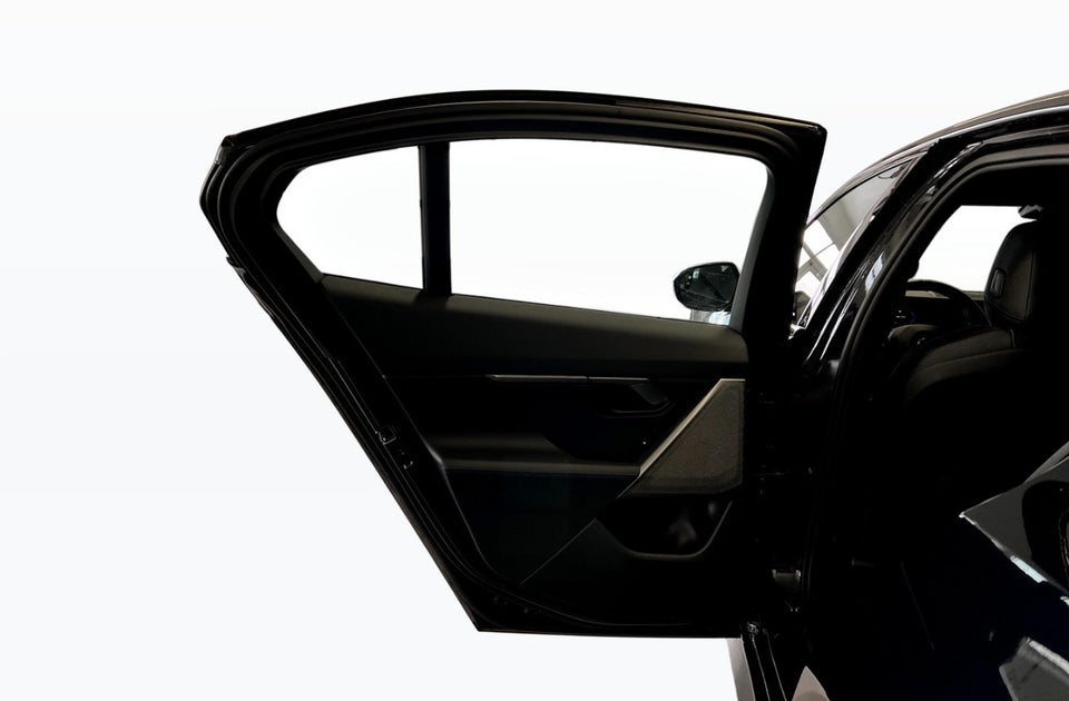 BMW i5 eDrive40 M-Sport 4d