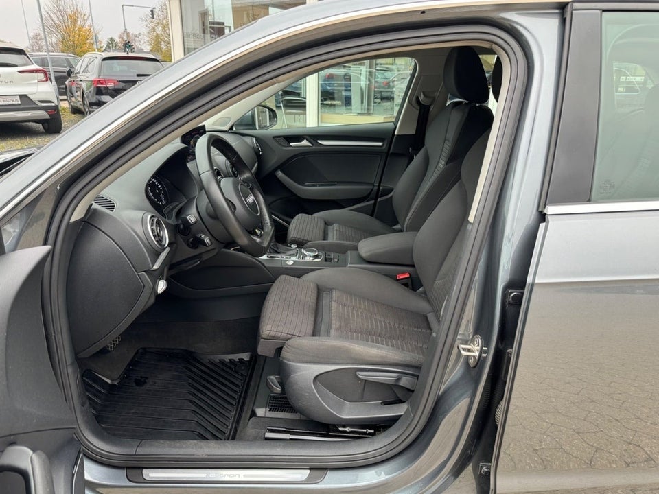 Audi A3 1,4 e-tron Sport Sportback S-tr. 5d