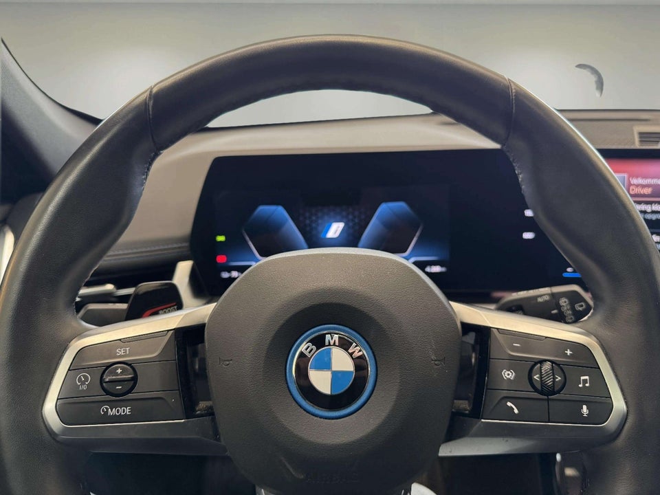 BMW iX1 eDrive20 M-Sport 5d