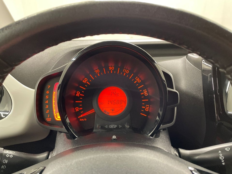 Toyota Aygo 1,0 VVT-i x-sky 5d