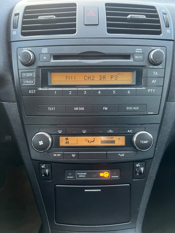 Toyota Avensis 1,6 VVT-i T1 4d