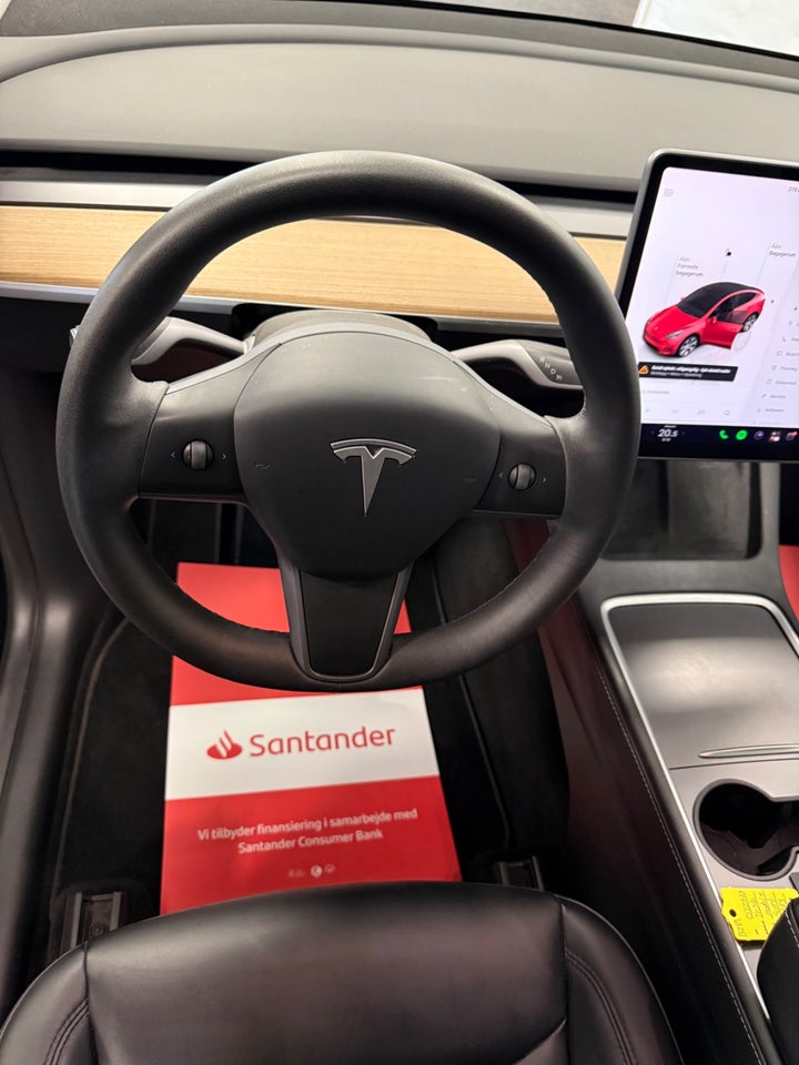 Tesla Model Y Long Range AWD 5d