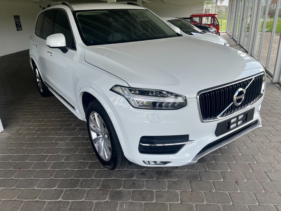 Volvo XC90 2,0 D4 190 Momentum aut. 7prs 5d