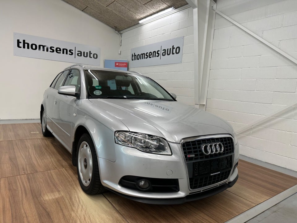 Audi A4 2,0 TDi S-line Avant 5d