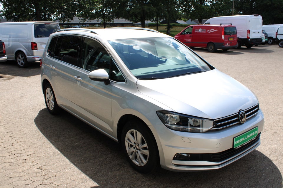 VW Touran 2,0 TDi 150 Comfortline DSG Van 5d