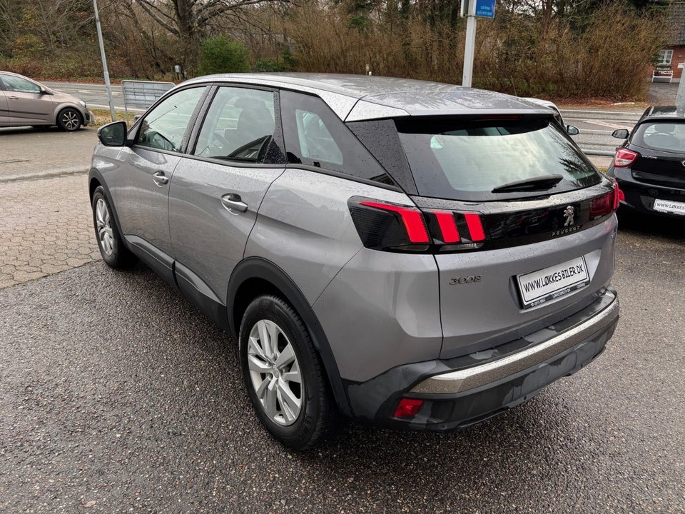 Peugeot 3008 1,2 e-THP 130 Active 5d