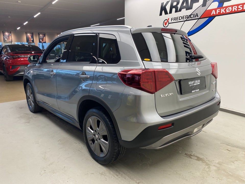 Suzuki Vitara 1,0 Boosterjet Active AllGrip 5d