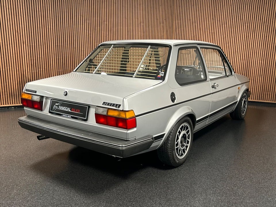 VW Jetta 1,3 2d