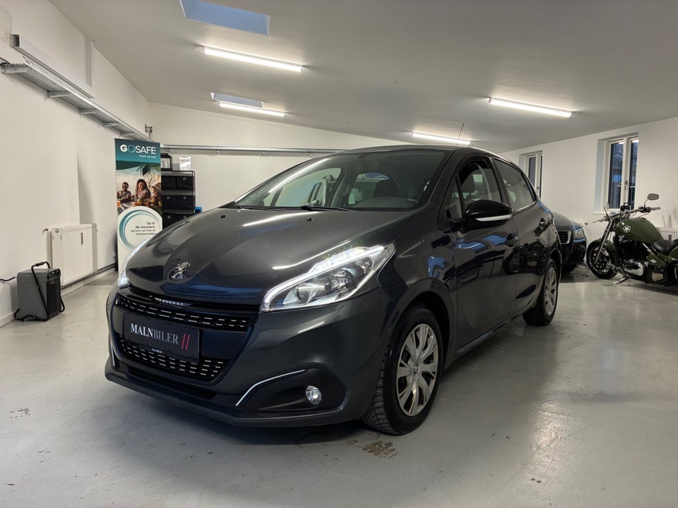 Peugeot 208 1,2 PureTech 82 Allure Sky 5d