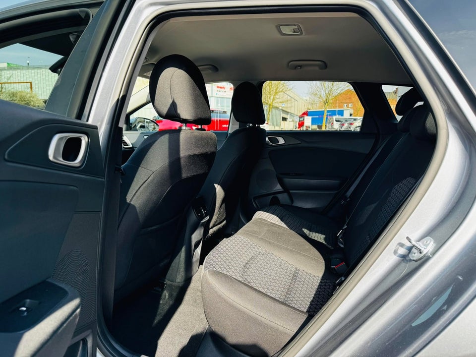 Kia Ceed 1,0 T-GDi Prestige SW 5d