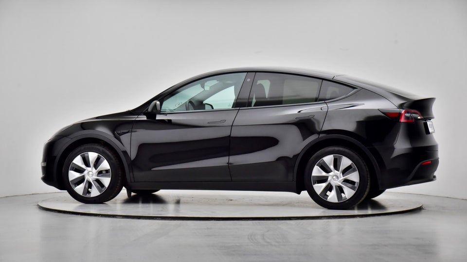 Tesla Model Y Long Range AWD 5d