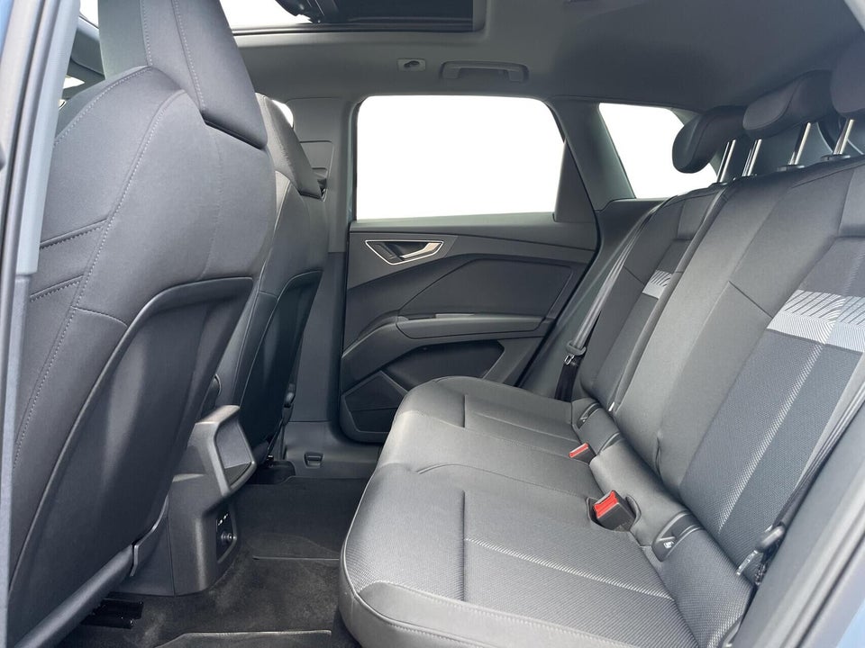 Audi Q4 e-tron 45 Progress quattro 5d