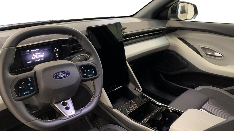 Ford Capri 77 Select Extended Range 5d