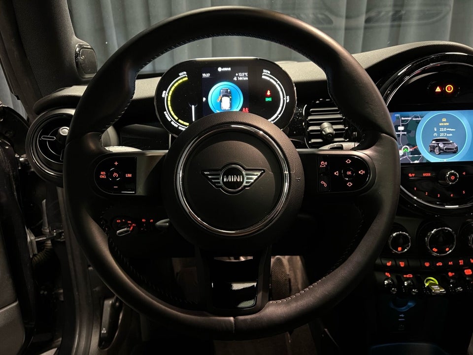 MINI Cooper SE Yours Trim 3d