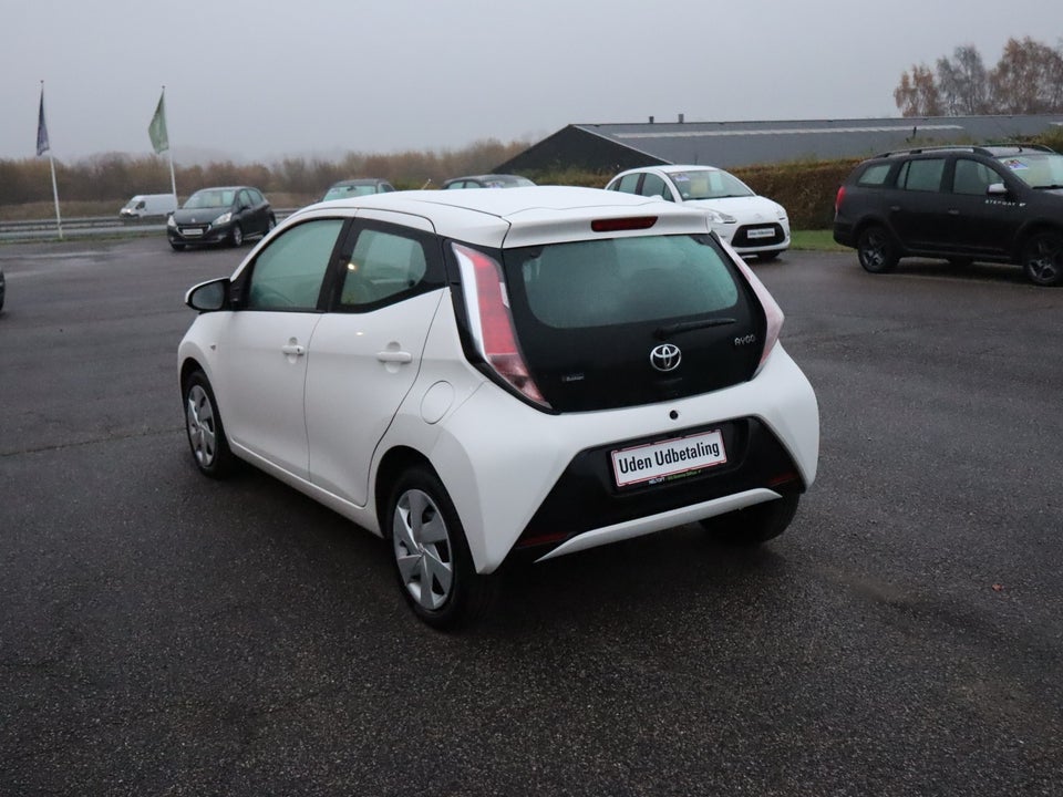 Toyota Aygo 1,0 VVT-i x-clusiv 5d