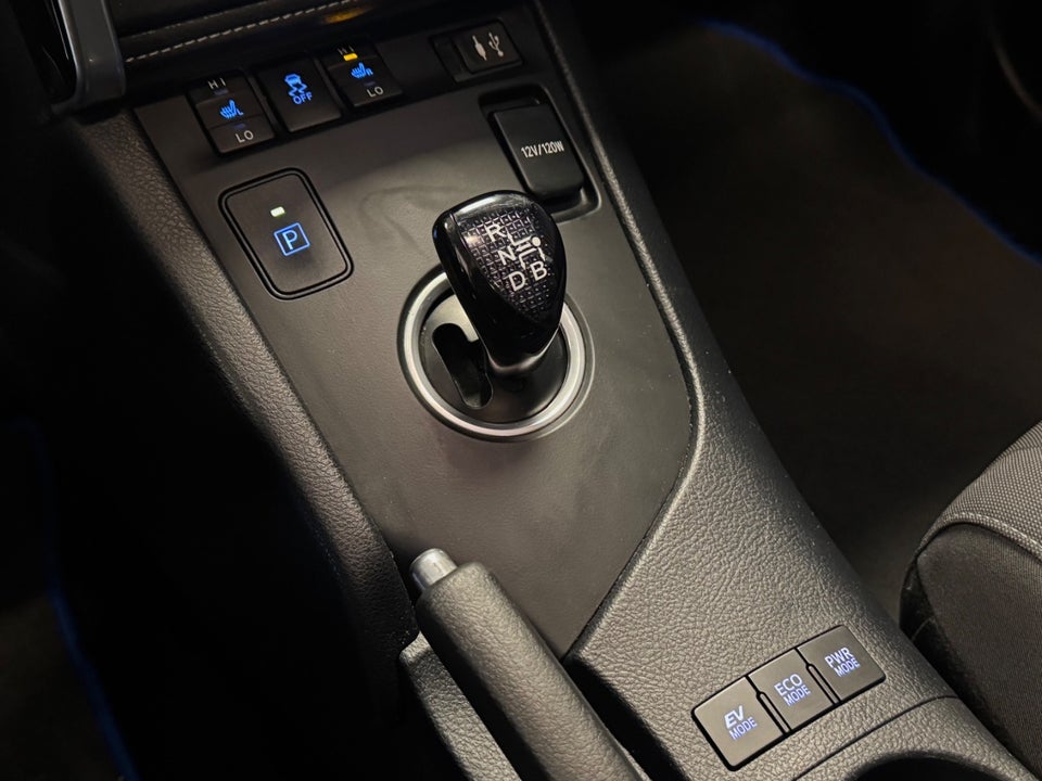 Toyota Auris 1,8 Hybrid H2 Comfort Touring Sports CVT 5d