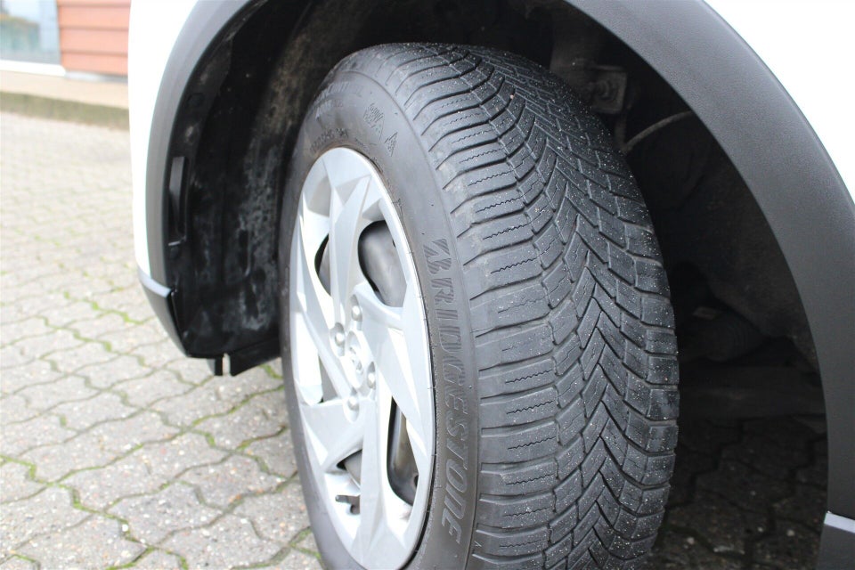 Hyundai Bayon 1,2 MPi Essential 5d