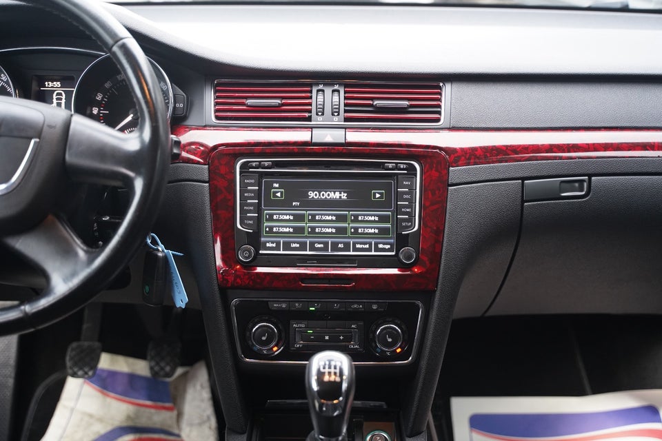 Skoda Superb 1,8 TSi 160 Elegance Combi 5d