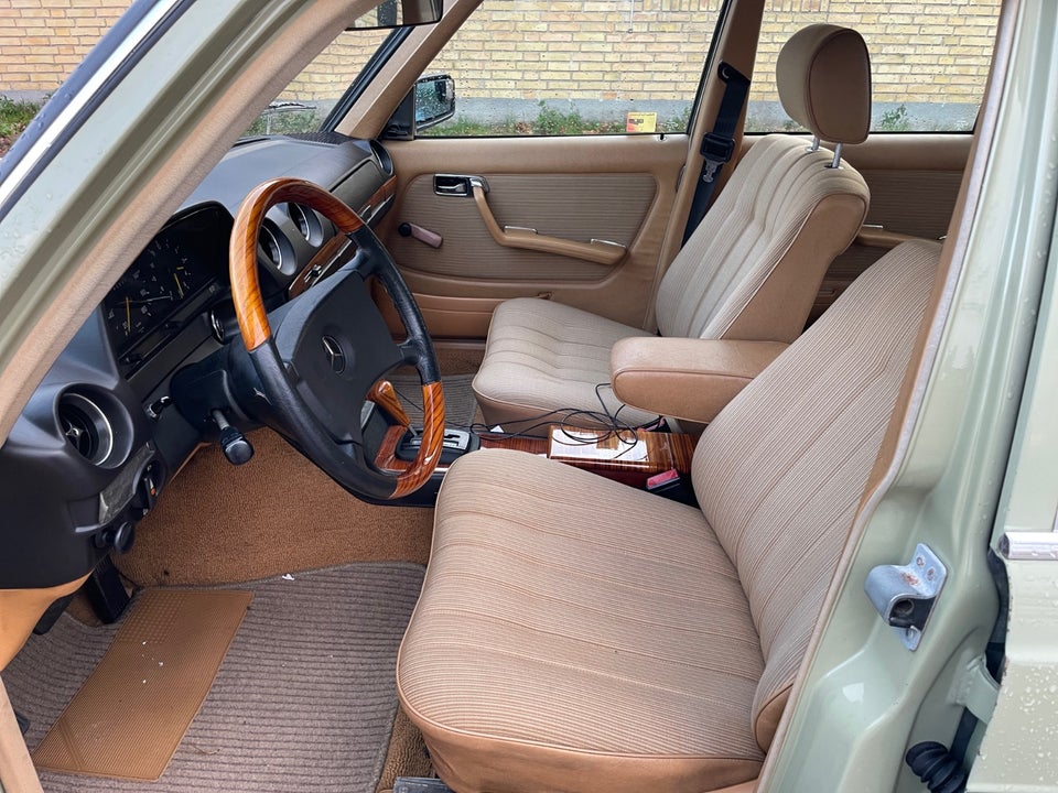 Mercedes 300 3,0 D 4d