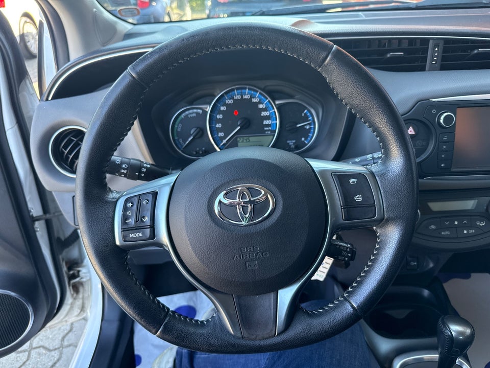 Toyota Yaris 1,5 Hybrid H2 Komfort e-CVT 5d