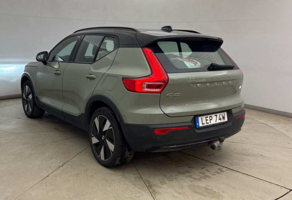 Volvo XC40 ReCharge Extended Range Plus 5d