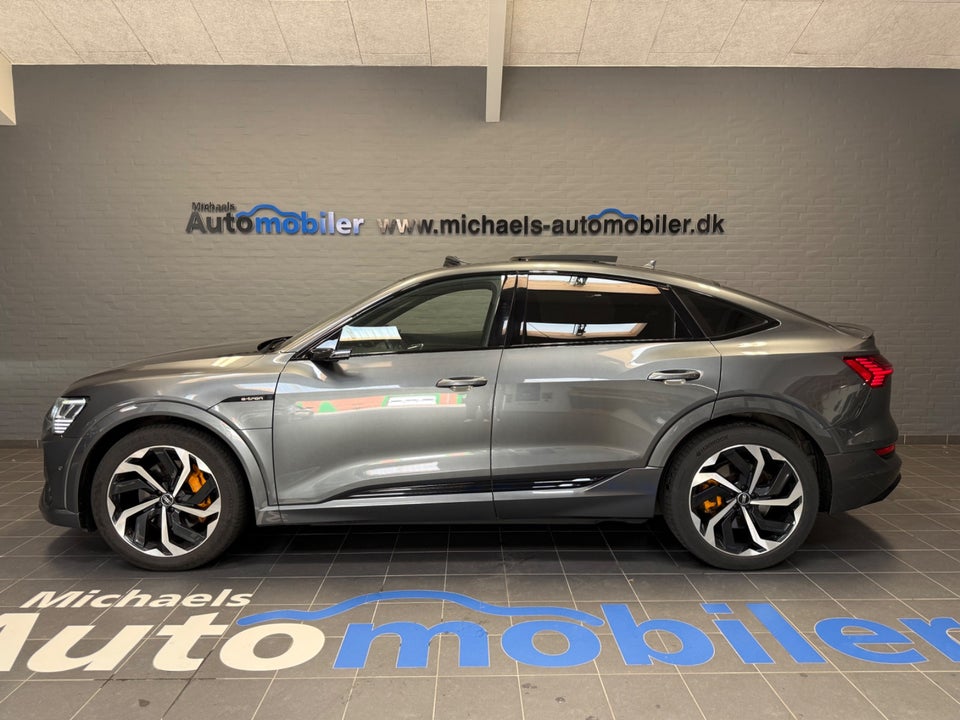 Audi e-tron 55 S-line Sportback quattro 5d