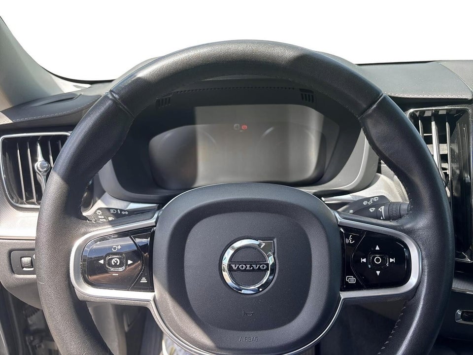 Volvo XC60 2,0 B4 197 Inscription aut. 5d
