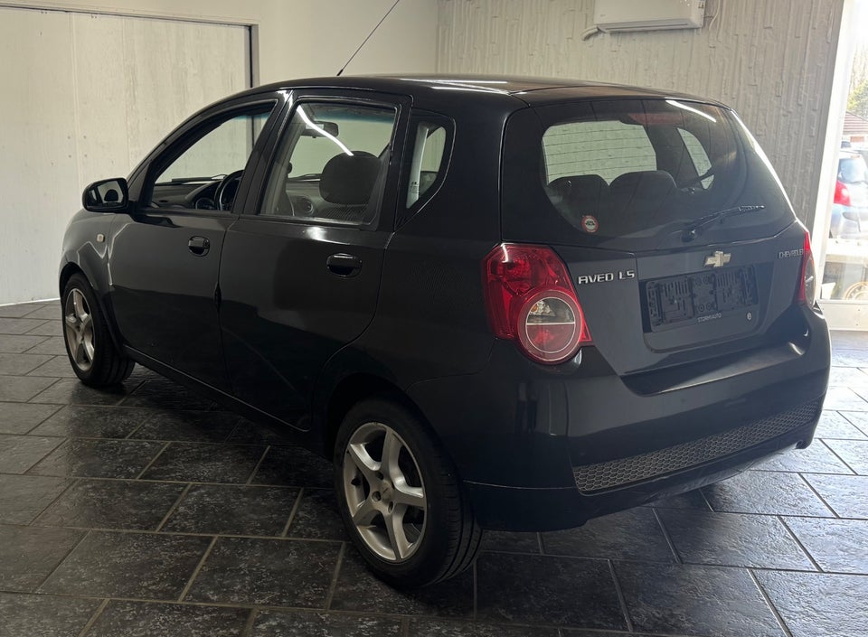 Chevrolet Aveo 1,2 Base 5d