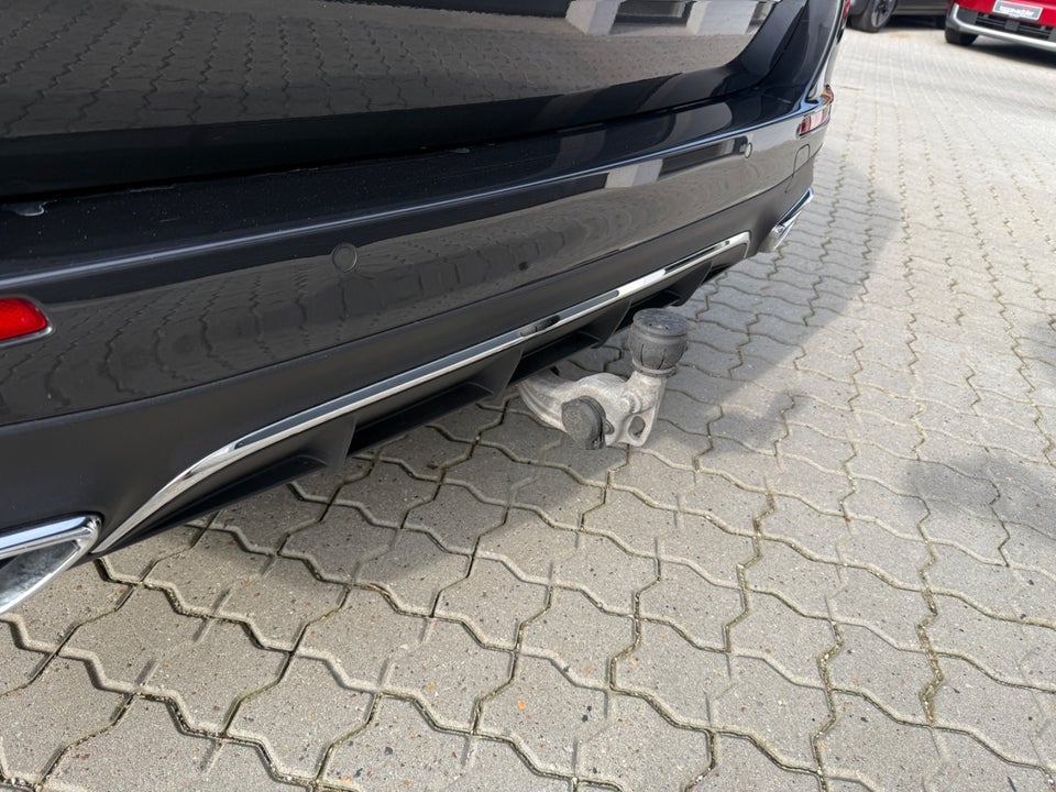 Mercedes E220 d 2,0 AMG Line stc. aut. Van 5d